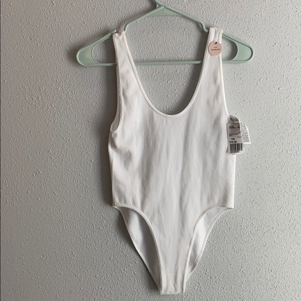 Seamless bodysuit